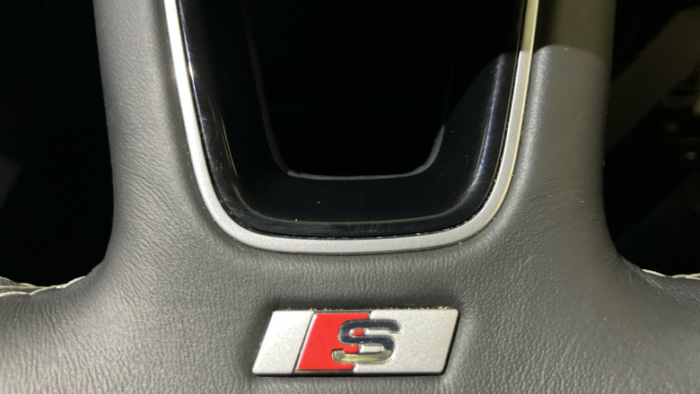 Audi Q2 35 TFSI S Line 5dr Petrol Estate